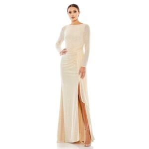 NWT Mac Duggal Sequined Ruched Long Sleeve Boat Neck Gown in Pearl Size 6